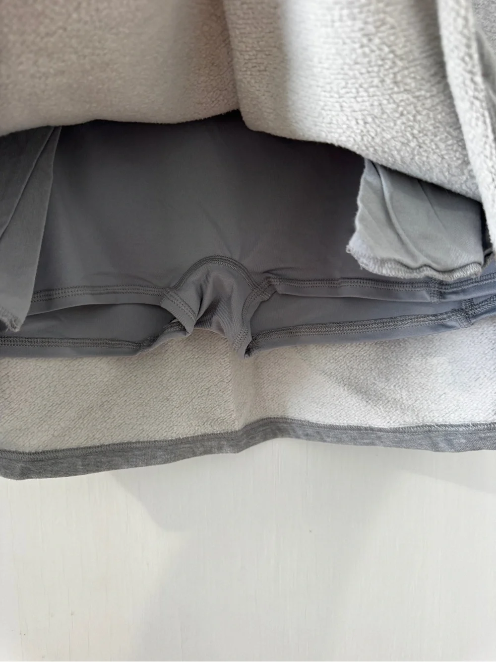 ALO Yoga Heather Gray Knit Mini Skirt with Pockets